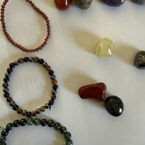 Beaded Gemstone Stretch Bracelet - Brown and Black